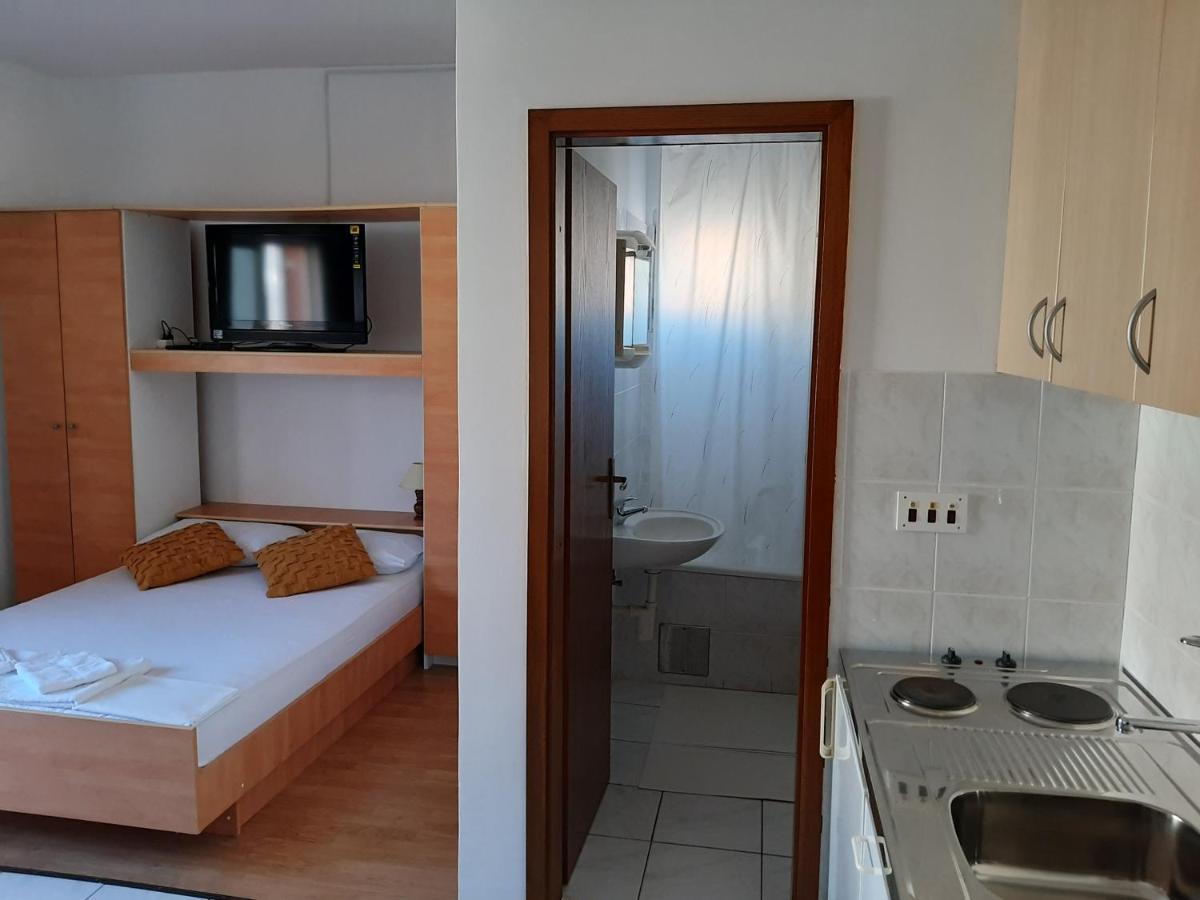 Apartments Ljulj Trogir Exterior foto